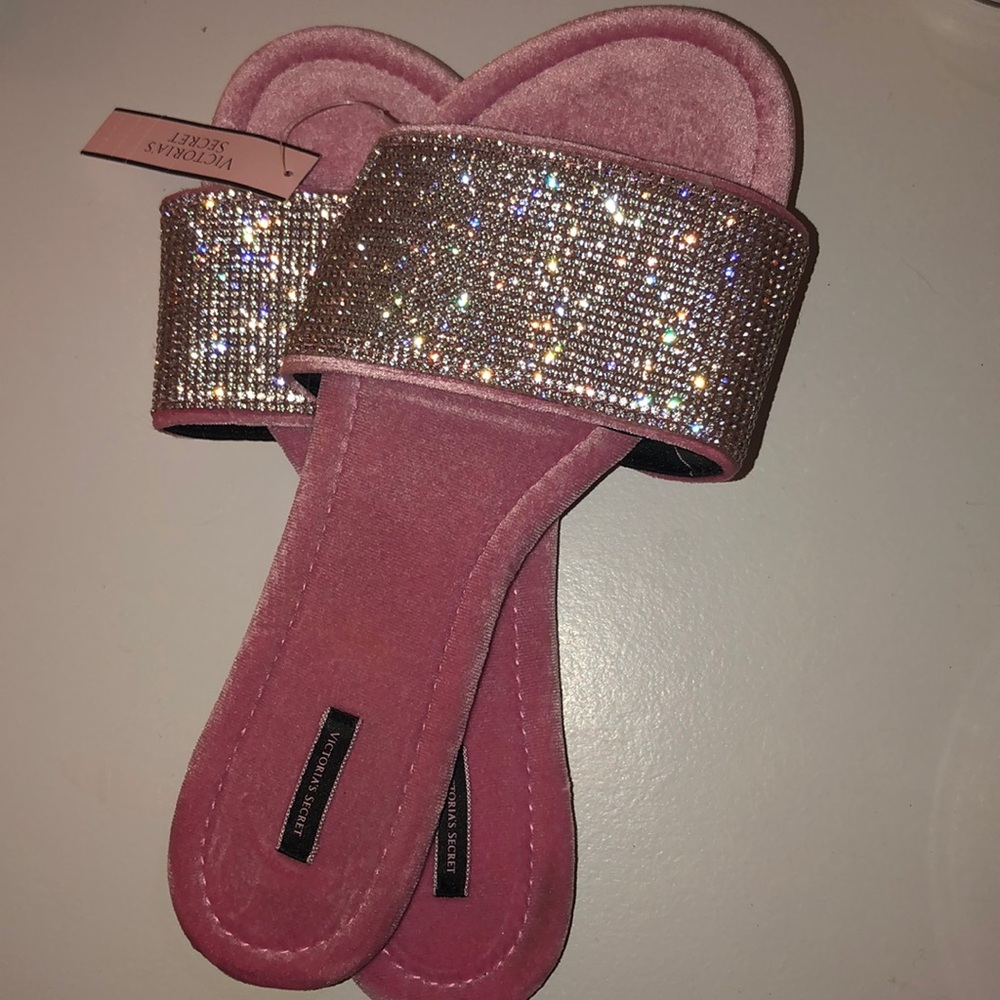 Victoria’s Secret slides